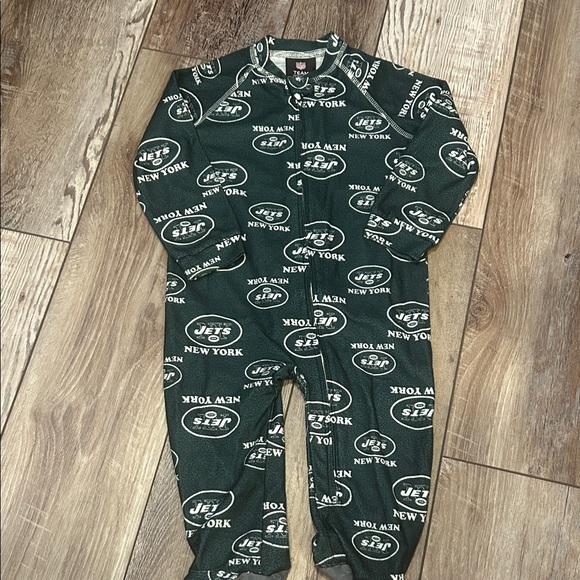 NFL Team Apparel New York Jets Kids One Piece Pajama Size 24 M - Picture 1 of 5